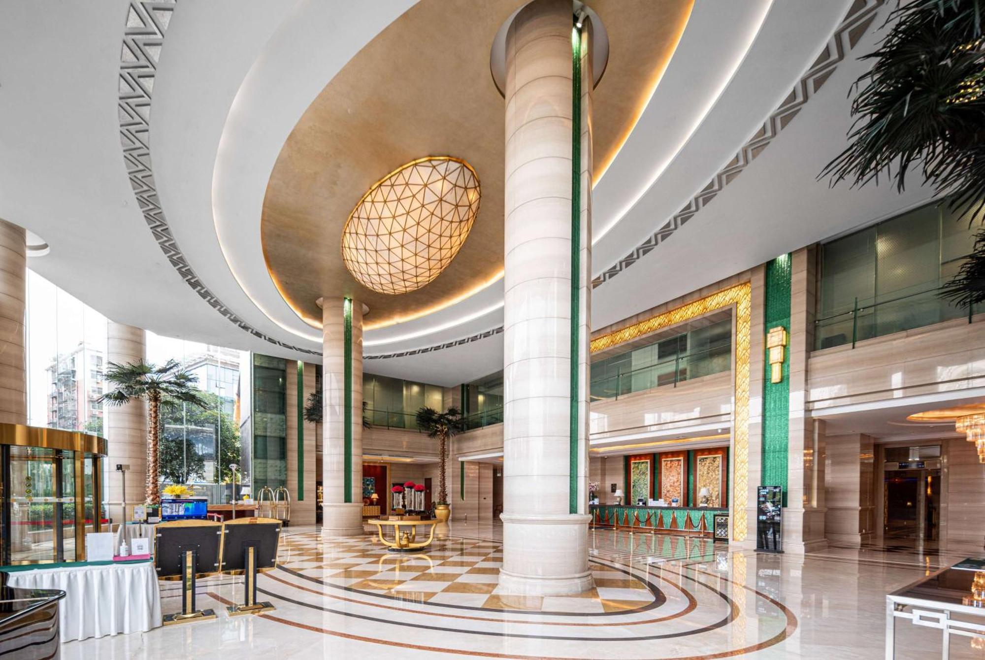 Ramada Plaza Optics Valley Hotel Wuhan Extérieur photo